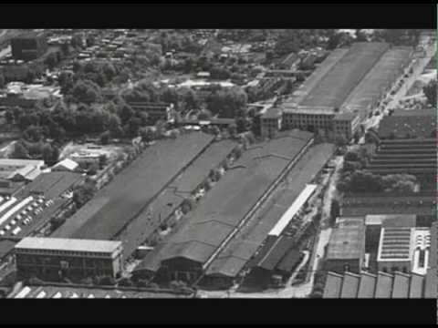 negyed négy körül