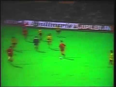 1977-78 UEFA CUP Round of 32 (2) STANDARD LIEGE-AEK