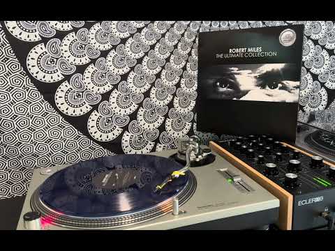 Robert Miles - Fable (feat Fiorella Quinn - Message version)