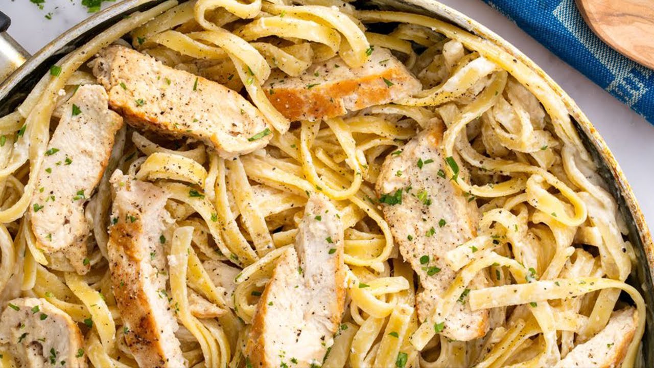 Bacon & Broccoli Chicken Alfredo Recipe