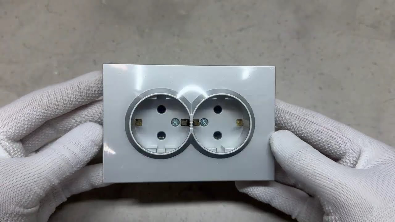 Розетка двойная с заземлением серебро 16А Soft ER122-S ARDERO 80798