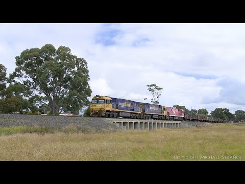 4PM4 Pacific National Steel Wagons & Container Train (18/4/2021) - PoathTV Australian Railways