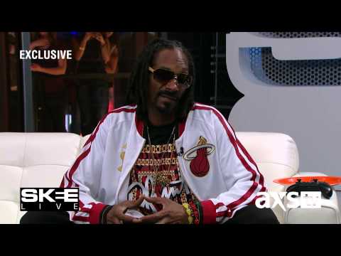 Snoop Dogg Talks 