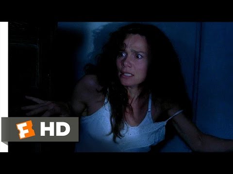 Chocolat (8/12) Movie CLIP - Using a Skillet (2000) HD