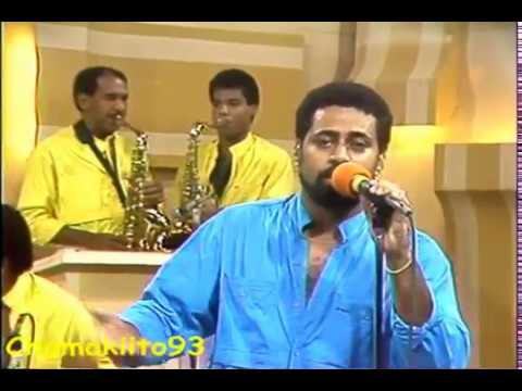 RAMON ORLANDO Y LA INTERNACIONAL - Como Te Atreves (80's)