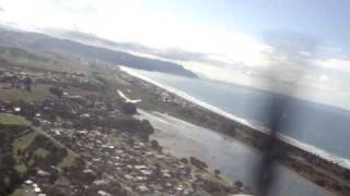 preview picture of video 'Landing Cessna 182 ZK-SLL at Waihi Beach 11 April 2010'