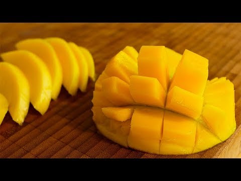 How to cut a mango properly 🔪 2 simple tricks