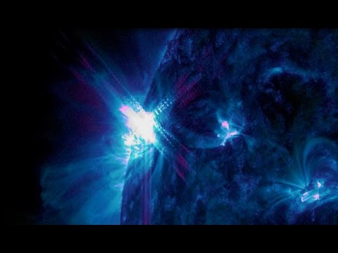 5/06/2015 -- Large X2.7 Solar Flare from Eastern Limb -- R3 Radio Blackout