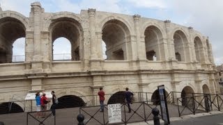 preview picture of video 'Arles (Bouches-du-Rhône) - Les arènes - le Théâtre antique'