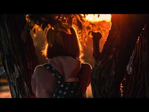 Summer Never Ends 222 Progressive House Mix The Line of the Horizon Edition