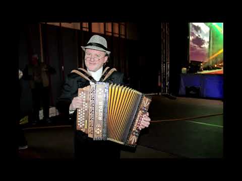 Klobasekov Pepi - Plot je zakon