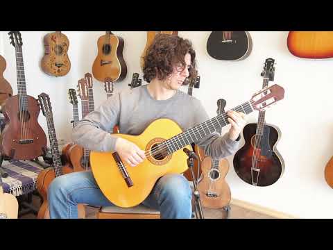 Tomas Leal classical guitar - great handmade Spanish guitar with excellent sound quality - affordable price + video! image 13