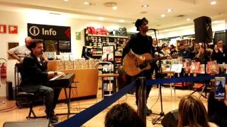 Fabrizio Moro Live la Feltrinelli Bari