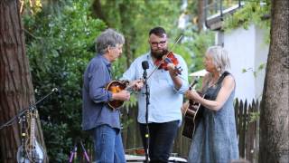 Laurie Lewis, Tom Rozum and Brandon Godman perform Poor Country Boy