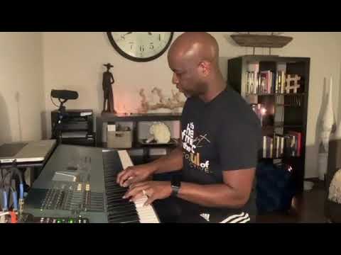 Trent Philips on keys 🎹 🔥 💯