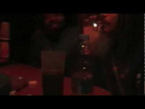 ZIGGI RECADO & MAIKAL X IN A GAME OF CHECKERS !!