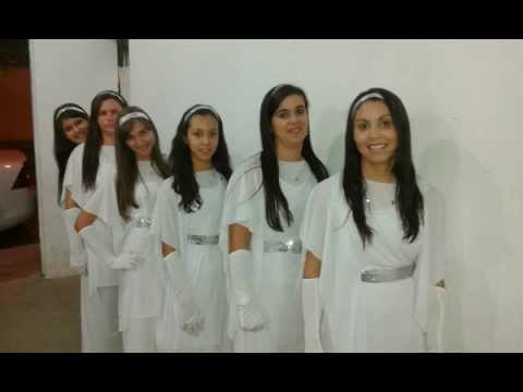 Entrada da coreografia Manto de arrependimento- Mylla Carvalho