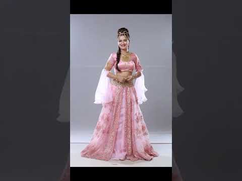 Avneet Kaur | she looks😍😍😍#avneetkaur #helanya