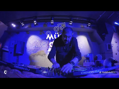 Özhan Özal | Müzik Dolu 5 Gün · 04 @Sound Factory