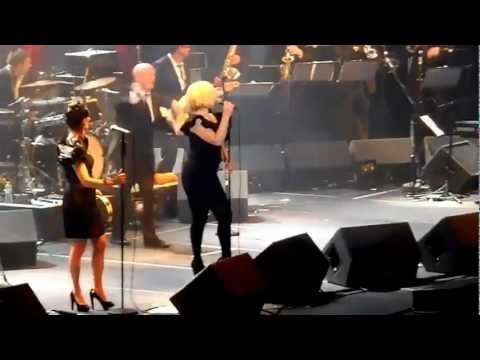 The Commitments - Mustang Sally - Braehead Arena (Glasgow, Scotland) March 2012