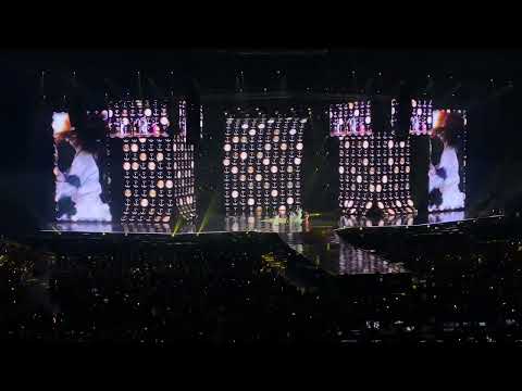 230611 WeaversCon New Jeans Attention