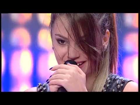 Fata mea este model! Isabelle Covrig este facuta pentru scena