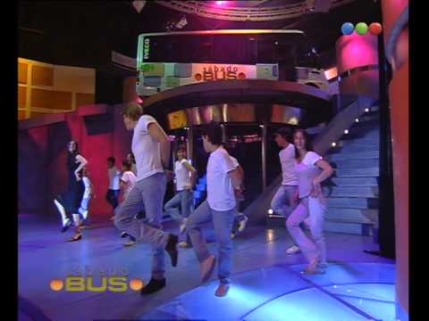 Musical chiquititas Romina Yan  y Facu Arana - Sábado Bus