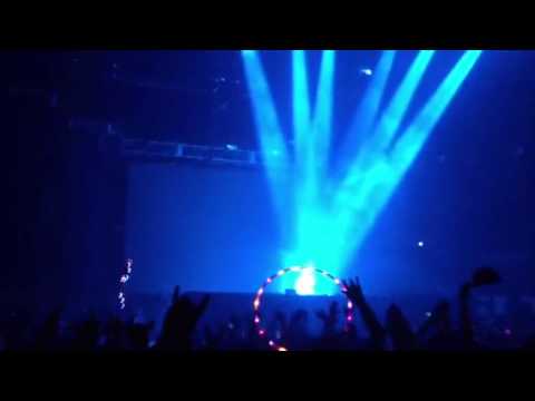 Pretty lights live at BASSLIGHTS