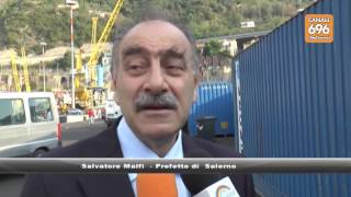 salerno-l-ennesimo-sbarco-dei-disperati-al-molo-commerciale