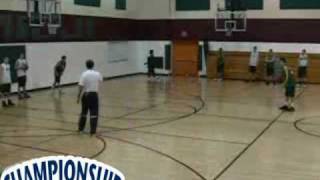 THE ATTACKING 4-OUT 1-IN DRIVE MOTION OFFENSE(DIXON)