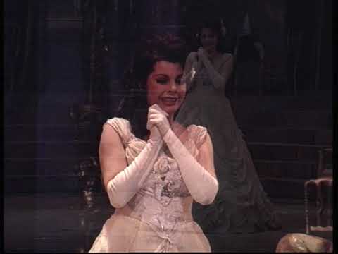 È strano ... Ah, fors'è lui che l'anima  Gordana Tomic ' Follie ! Sempre libera!