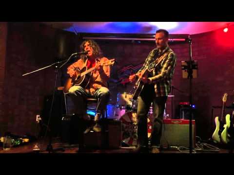 Ron Johnson - Ain't It Funny - Live acoustic (feat. Erik J. Matthews)