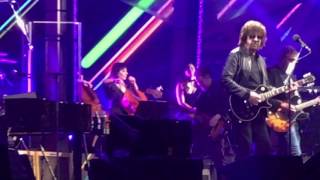 Ma Ma Ma Belle   ELO   Wembley 2017 *LIVE* FRONT ROW