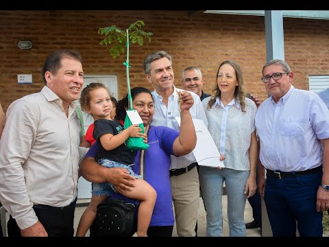 ZDERO ENTREGO DIEZ VIVIENDAS SOCIALES "ÑACHEC" EN PRESIDENCIA ROCA