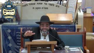 הרב אהרון שמאי | הלכות פסח | יזדים (בית הכנסת מוסאיוף) - התמונה מוצגת ישירות מתוך אתר האינטרנט יוטיוב. זכויות היוצרים בתמונה שייכות ליוצרה. קישור קרדיט למקור התוכן נמצא בתוך דף הסרטון