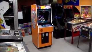 Nintendo's Donkey Kong Jr. Arcade Machine!  The original Orange Cabinet, Looks Great!