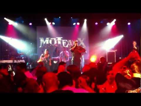 MoJEAUX sings YEAH!.MOV
