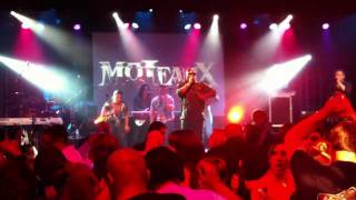 MoJEAUX sings YEAH!.MOV