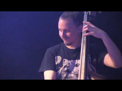 Markéta Veselá vydává nové album COSMIC