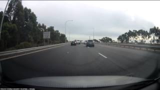 preview picture of video 'Bad Driver Adelaide - can't merge 31-03-2014'