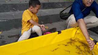 Melatih Anak Berwirausaha Sejak Dini: Ajak Menangkap Ikan!
