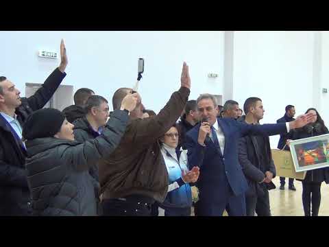 КМЕТ И ПРЕМИЕР ОТКРИХА РЕНОВИРАНАТА СПОРТНА ЗАЛА АЕТОС 4