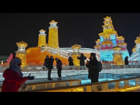 Video Thumbnail: Chinas glitzernde "Eisstadt" Harbin zieht Millionen Touristen an