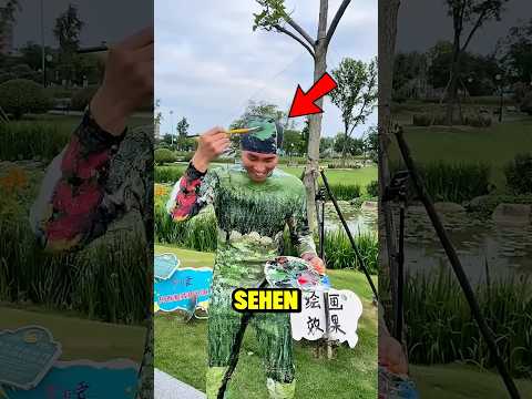 This boy becomes invisible thanks to his illusion skills 😱🎨