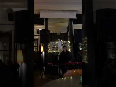 Dainos "Hallelujah" ištrauka iš koncerto