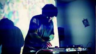 Gig Bunyi Bising aka DJ Urine Live in KL @ Findars (Part 1 of 2)