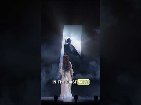 The Iconic Chandelier Crash in "The Phantom of the Opera" #shorts