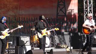 Cruel to be Kind - Nick Lowe w Los StraitJackets at Hardly Strictly Bluegrass #18 - Oct 7, 2018
