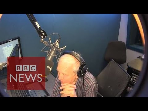 John Humphrys tests his hip-hop skills - BBC News