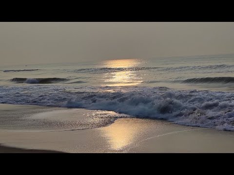 পুরী নির্জন সমূদ্র সৈকতে প্রসেনজিৎ ও ঋতুপর্ণা Prosenjit Rituparna Shooting Scene in Puri Seabeach